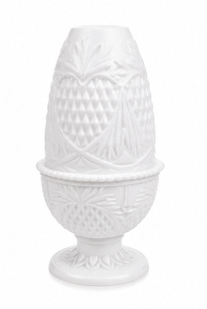 Side profile of Vintage Pineapple Heart Fairy Lamp showing detailed pineapple pattern.